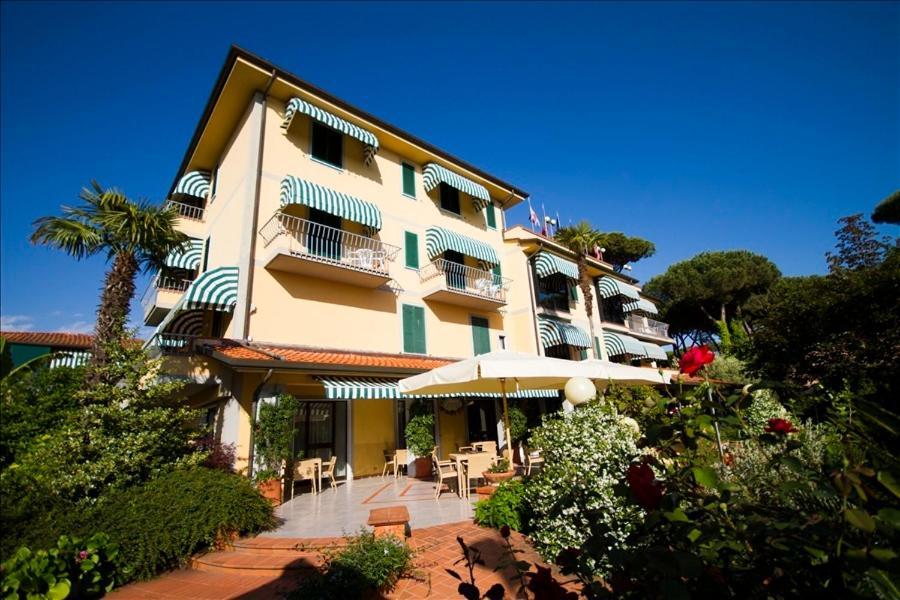 Hotel Gemma Del Mare Marina di Pietrasanta Extérieur photo